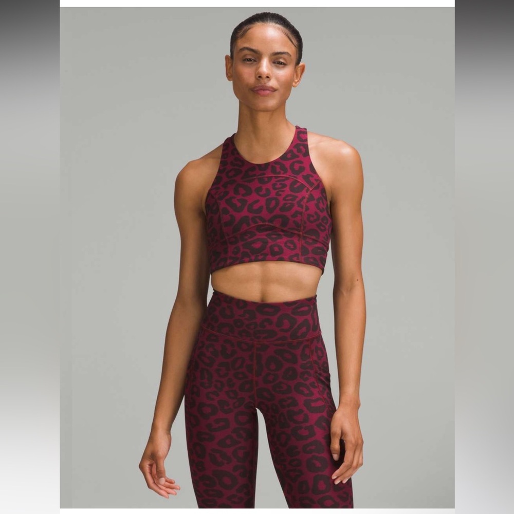 NWT lab Everlux Jacquard Train Bra / Leopardo Jacquard Pomegranate Black